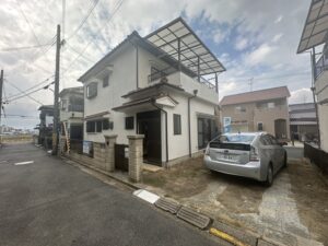 平等坊 中古物件　駐車場含む写真