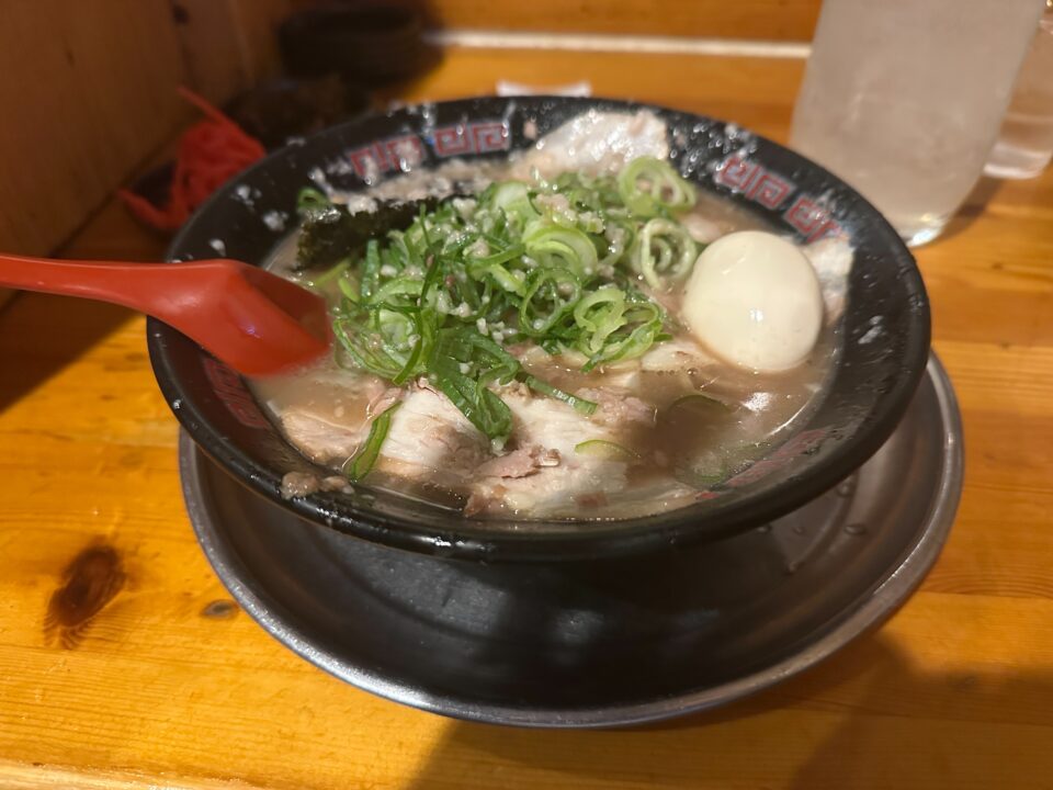 無鉄砲ラーメンとんこつ