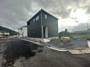 和歌山県和歌山市布施屋（布施屋駅）新築一戸建て 2180万円  和歌山県民・和歌山市民の皆さん 当社は！住宅ローンで 新築一戸建てを買うのも   仲介手数料無料0円